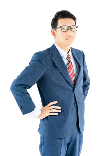 年轻的亚洲商人穿西装戴眼镜的白色背景 — 图库照片
