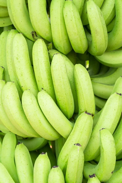 Montones Plátano Verde Fresco Cavendish Mercado Frutas Producen — Foto de Stock