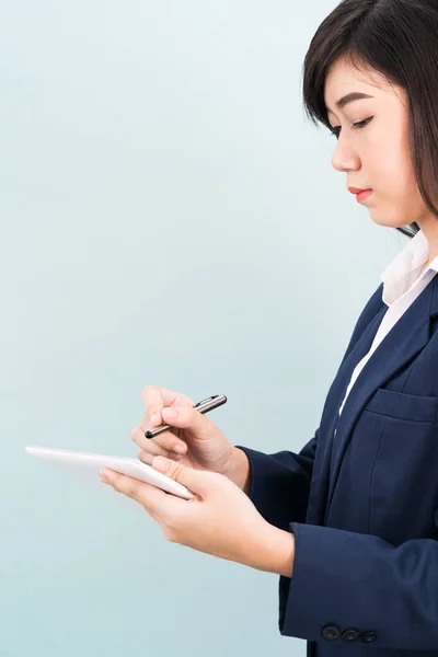 Asian Teenage Girl Suit Using Computer Digital Tablet Isolate Blue — Stock Photo, Image