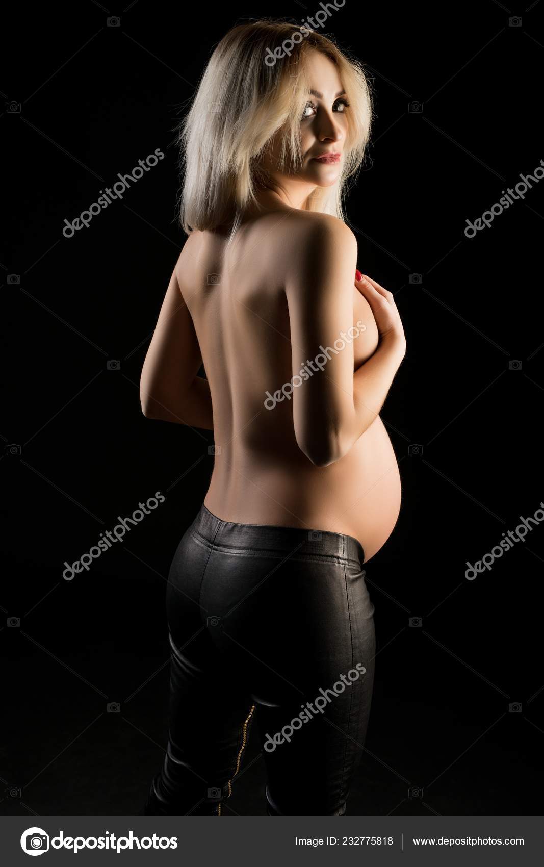 Naked Pregnant Blonde