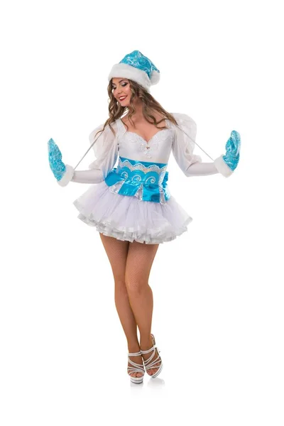 Привлекательная модель, позирующая в костюме снегурочки — стоковое фото