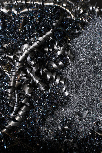 Металлические стружки крупным планом
