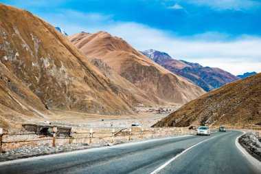 güzellikler yol Gürcistan ile