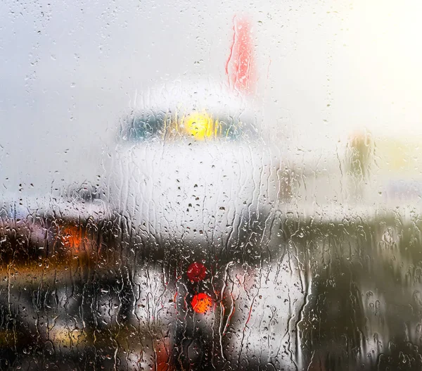 View through window with rain drops — Stock Photo, Image