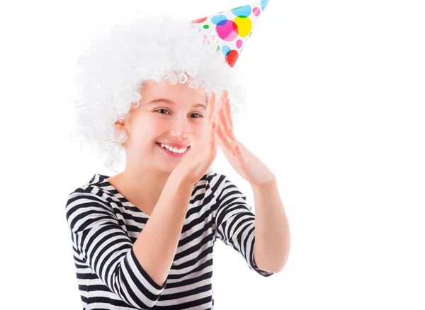 Menina de peruca branca fazendo rostos — Fotografia de Stock