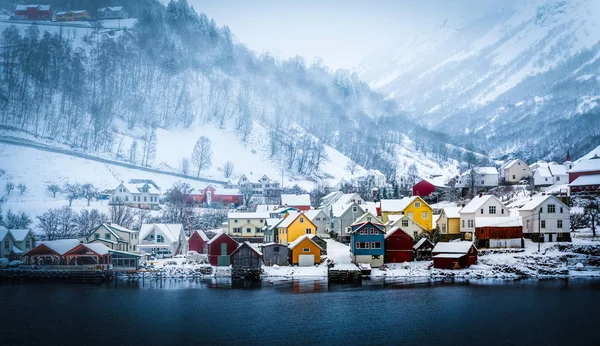 Noorse fjorden in de winter — Stockfoto