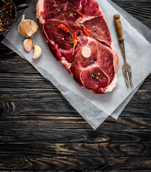 Pezzo di carne cruda di agnello — Foto Stock