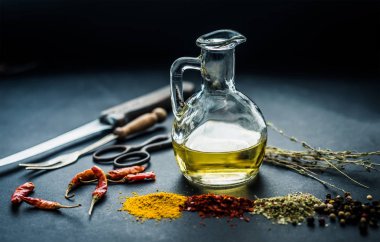 Yağ ile renkli baharat