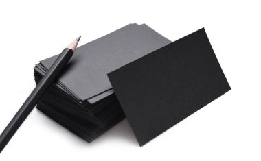 Siyah kartvizit yığını