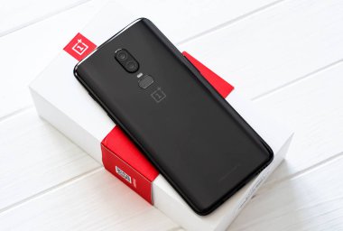 Modern Smartphone Oneplus 6
