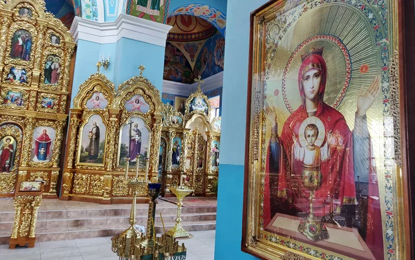 Inside interier of the Svyato-Pokrovskyy cathedral — Stock Photo, Image