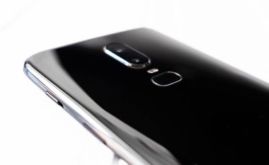 siyah modern smartphone