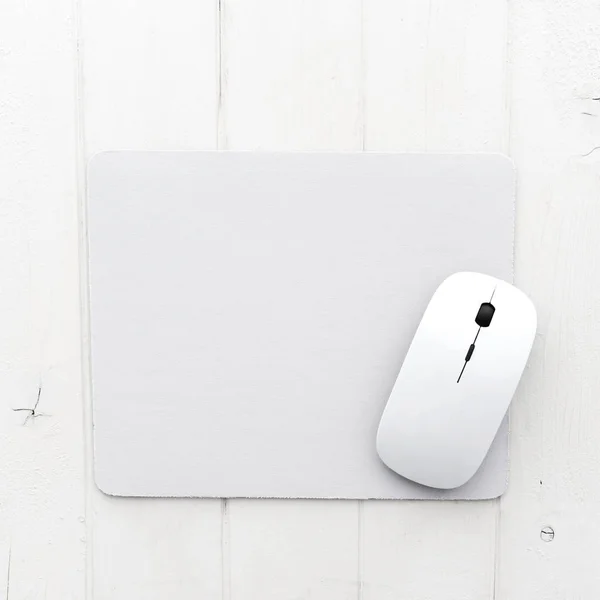 Білий комп'ютерної миші — стокове фото