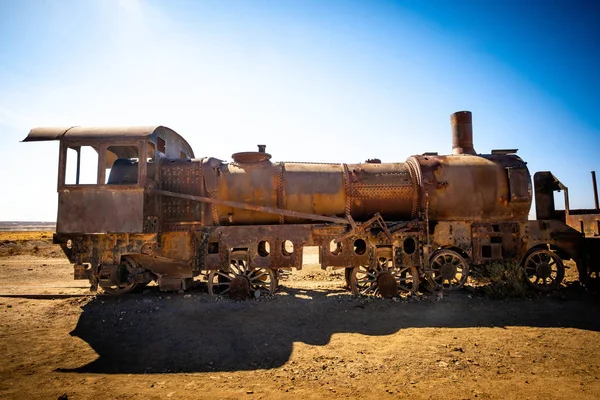 Locomotives à vapeur rouillées en la Bolivie — Photo