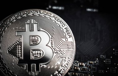 Bilgisayar anakart geçmişinde gümüş bitcoin