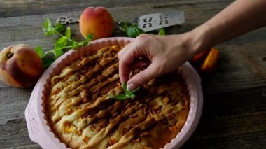 Şeftali ev yapımı pasta