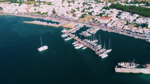 Vue aérienne de l'île de Paros — Video