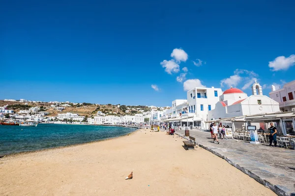 Seafront at sunny day — Stock Photo, Image