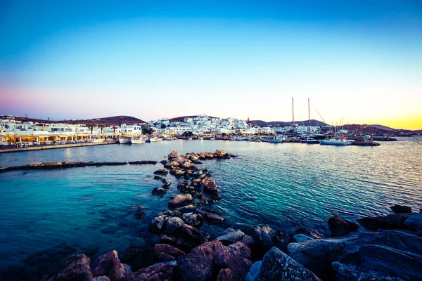 Evening stony turquoise coast scenery of greek island — Stock Photo, Image