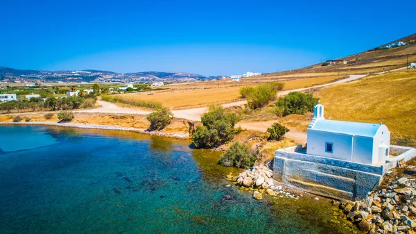 Small greek church — Stock Photo, Image