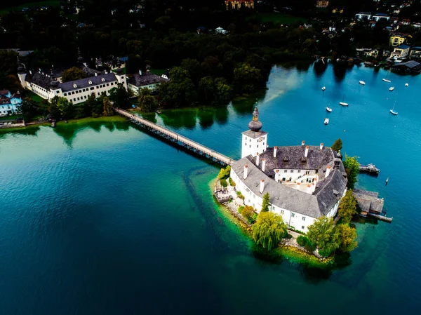 Vue aérienne du lac Gmunden Schloss en Autriche — Photo