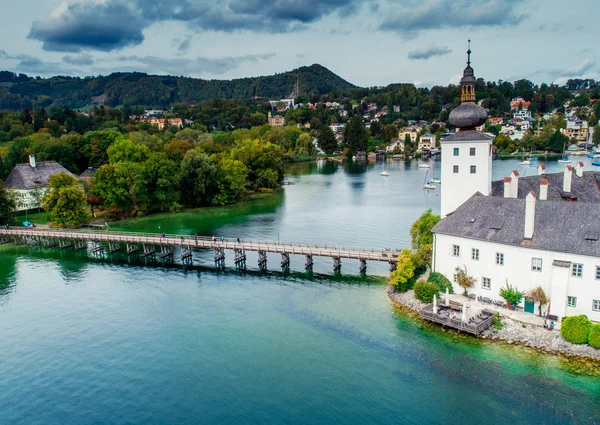 Aerial view of Gmunden Schloss lake in Austria — Stock Photo, Image