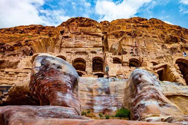Oude grotten van Petra, Jordanië — Stockfoto