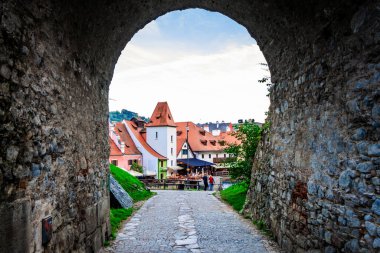 Cesky Krumlov kemer yolunda