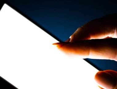 Etkin ekranlı modern tablet