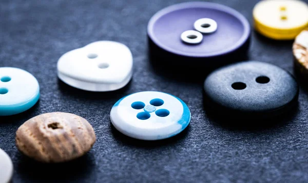 Dikiş düğmelerinin görünümünü kapat