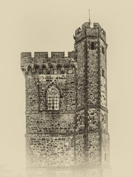 Πύργος Του Ρολογιού Πέτρινο Πύργο Στην Αγγλία — Φωτογραφία Αρχείου