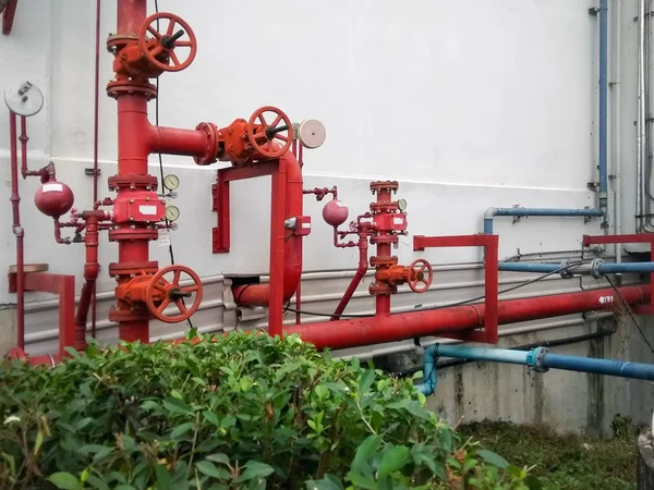 Vana binanın yangın koruma borusu