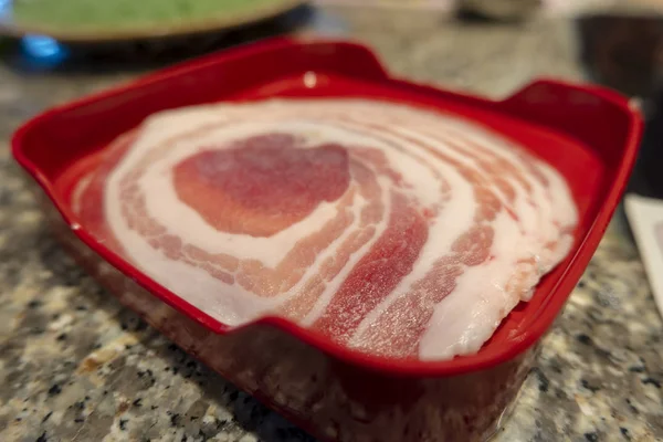 Et temiz dilimlenmiş