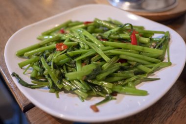 Kızarmış sabah zafer