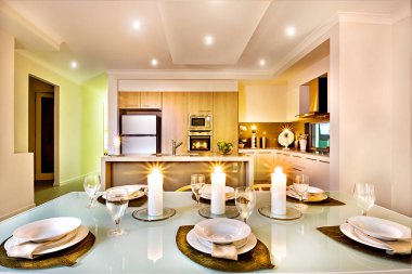 Modern yemek masası hazır closeup ayarla 