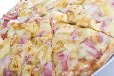 Pahalı pizza plaka üzerinde lüks otel