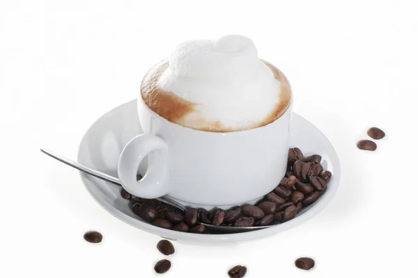 Tazza di latte con disegni e caffè — Foto Stock