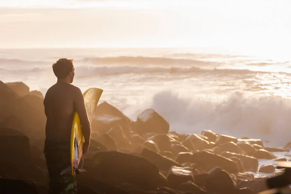 Surfeando Por Mañana Burleigh Heads Costa Dorada Foto Alta Calidad — Foto de Stock