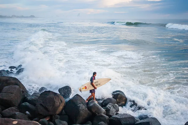 Surfeando Por Mañana Burleigh Heads Costa Dorada Foto Alta Calidad — Foto de Stock