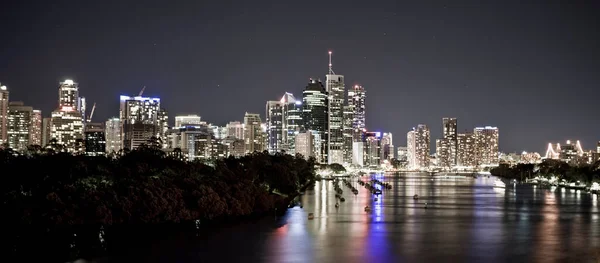 Rayo Durante Tormenta Sobre Ciudad Brisbane Australia —  Fotos de Stock