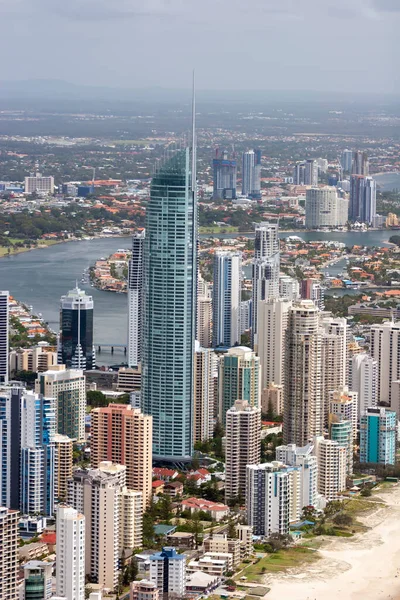 Das Zentrum Einer Großen Küstenstadt Mit Hohen Wolkenkratzern Einer Wunderschönen — Stockfoto