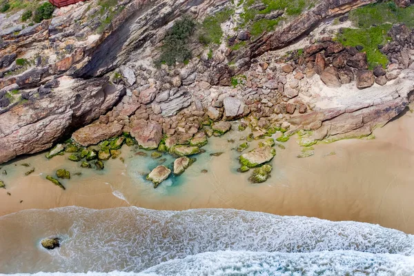 Drone Tiro Praia Areia Costa Rochosa Gold Coast Queensland Austrália — Fotografia de Stock