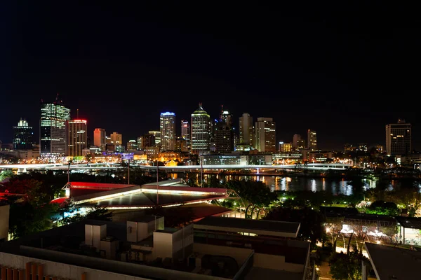 Lange Blootstellingsfoto Van Brisbane Skyline Nachts Brisbane Skyline Kijkend Vanaf — Stockfoto