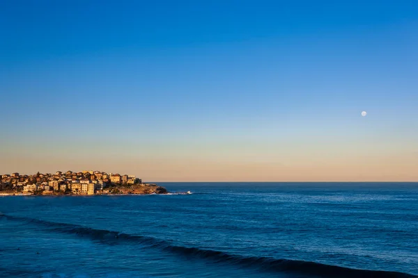 Sunset a bondi strandon, Sydney, Ausztrália — Stock Fotó