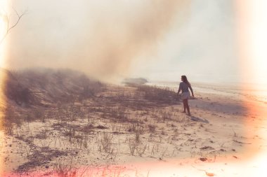 Avustralya yaz ateşi mevsiminde çalı yangınları
