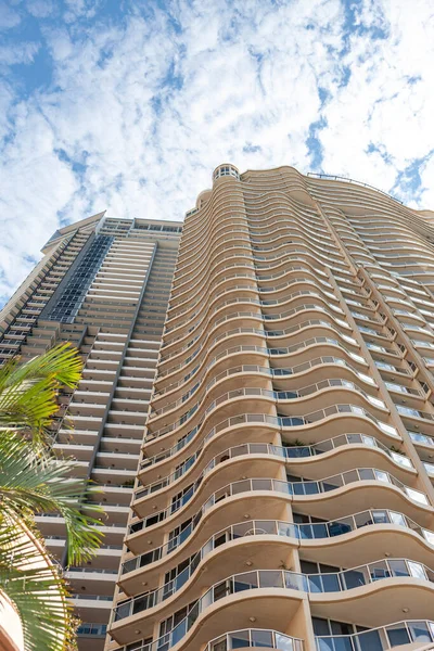 A high residential apartment building — Stock Photo, Image