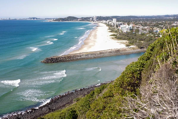 High angle shot of a beautiful white sandy beach — Stock Photo, Image