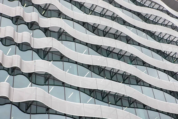 Zugeschnittenes Bild eines modernen Bürogebäudes in Brisbane — Stockfoto