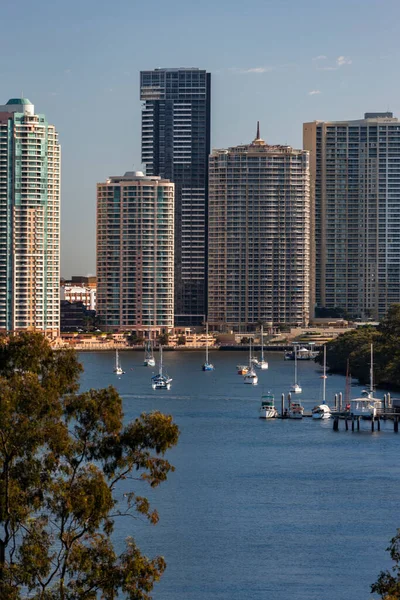 Skylines of Brisbane city, CBD en Australia — Foto de Stock