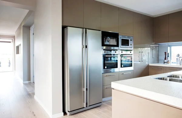 Interior shot of modern and luxury kitchen design — Stock Photo, Image